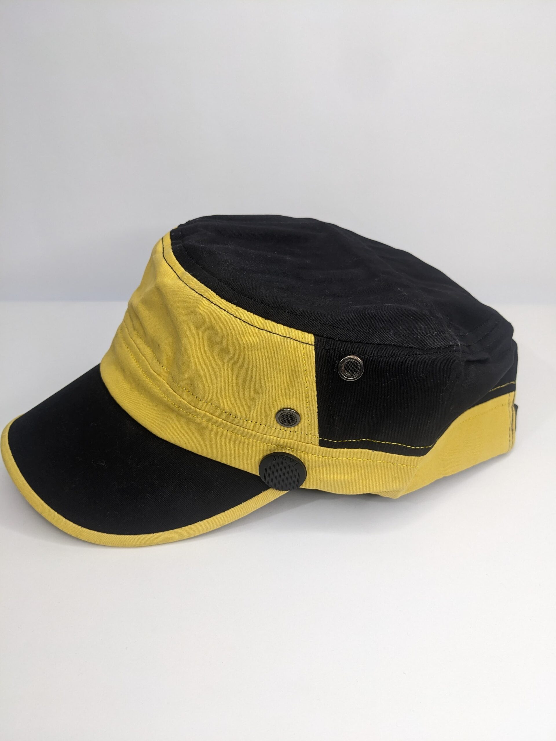 Retro Yellow & Black Snapback Cap - Image 2